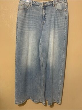 On 34th size 18W Light Blue Wide Leg Denim Jeans NWT